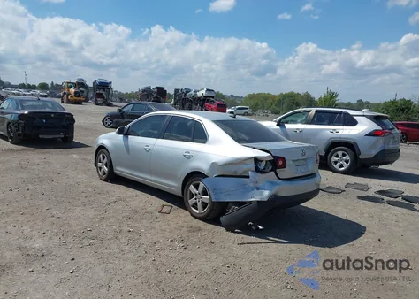 2009 Volkswagen Jetta Se/Sel z USA, uszkodzony, nr VIN 3VWRM71K19M052734